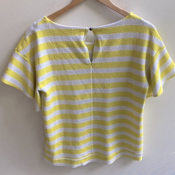 Anthropologie 9-H15 STCl Textured Yellow Striped Postage Fluttersleeve Top, Sz M - Picture 6 of 9